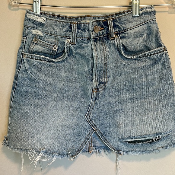 Zara Authentic Denim by TRF Mini Skirt - Picture 4 of 4
